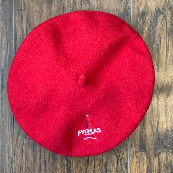 Girl’s Red Beret - Picture 3 of 5